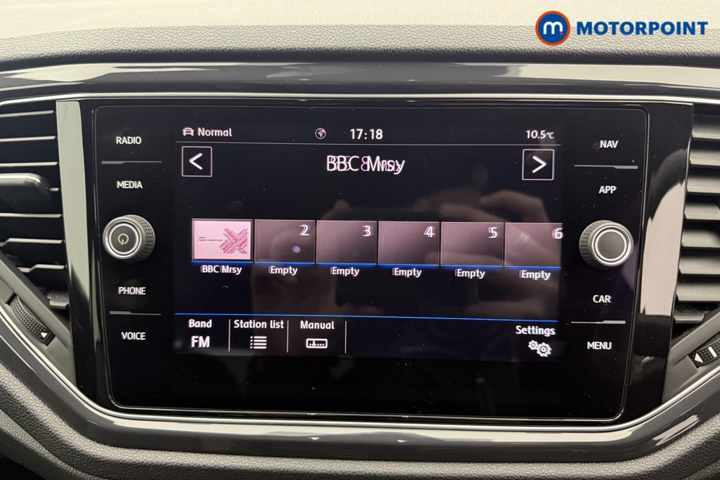 Volkswagen T-Roc R-Line Manual Diesel SUV - Stock Number (1617896) - 6th supplementary image