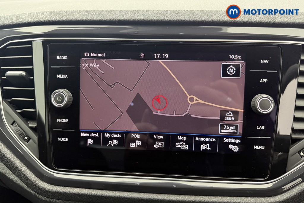 Volkswagen T-Roc R-Line Manual Diesel SUV - Stock Number (1617896) - 9th supplementary image