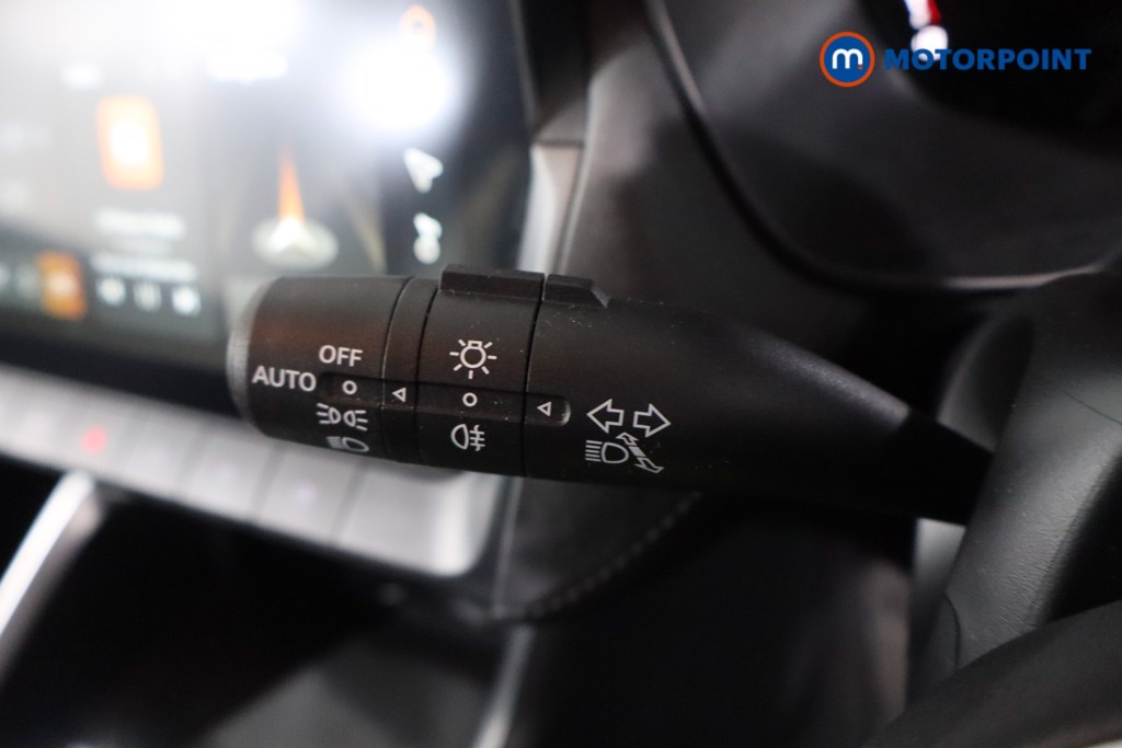 Mg Motor Uk ZS Trophy Automatic Petrol-Electric Hybrid SUV - Stock Number (1617926) - 14th supplementary image