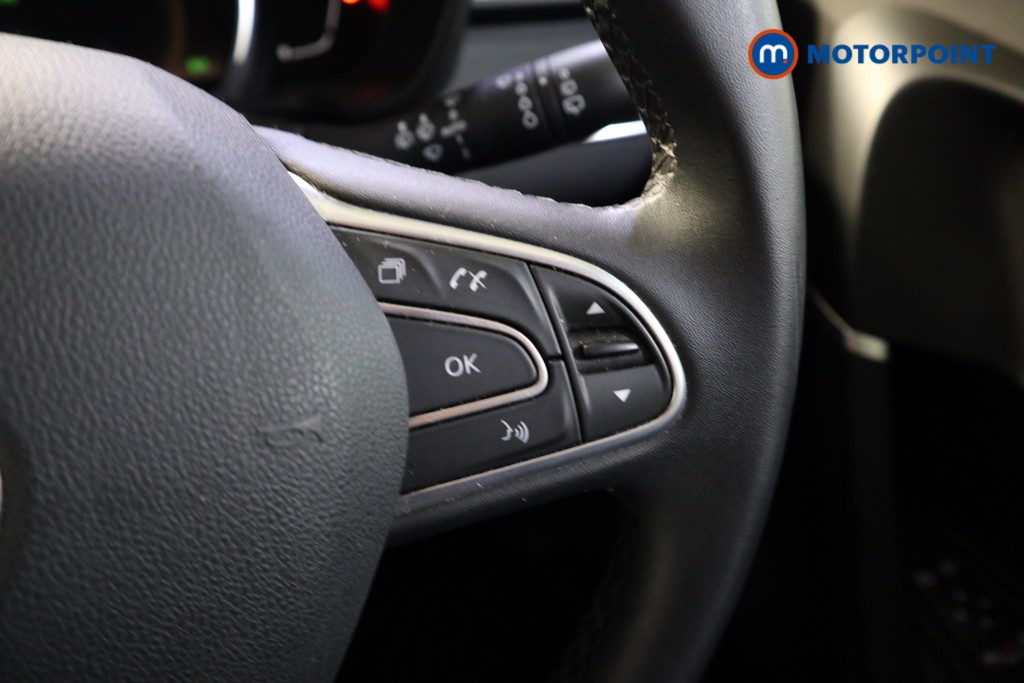 Renault Kadjar Iconic Manual Petrol SUV - Stock Number (1617939) - 4th supplementary image