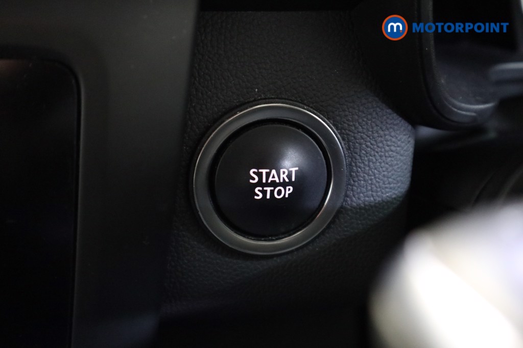 Renault Kadjar Iconic Manual Petrol SUV - Stock Number (1617939) - 6th supplementary image