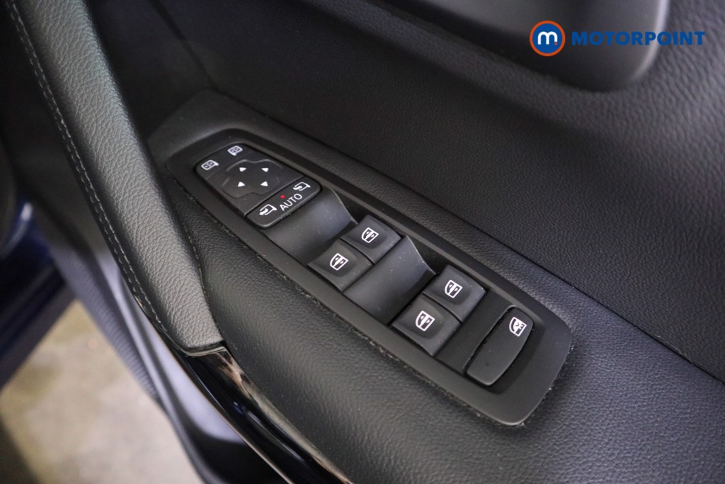 Renault Kadjar Iconic Manual Petrol SUV - Stock Number (1617939) - 15th supplementary image