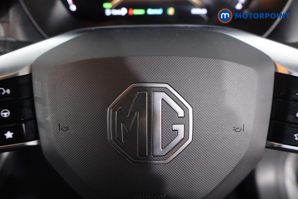 Mg Motor Uk ZS Trophy Automatic Petrol-Electric Hybrid SUV - Stock Number (1618418) - 13th supplementary image