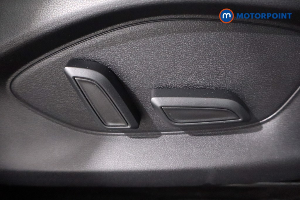 Mg Motor Uk ZS Trophy Automatic Petrol-Electric Hybrid SUV - Stock Number (1618418) - 23rd supplementary image