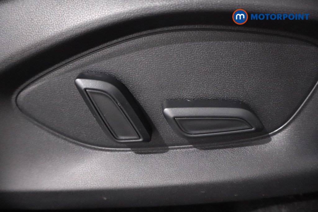 Mg Motor Uk ZS Trophy Automatic Petrol-Electric Hybrid SUV - Stock Number (1618420) - 23rd supplementary image