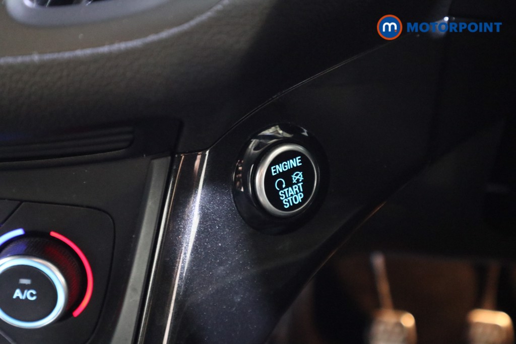 Ford Kuga St-Line Manual Petrol SUV - Stock Number (1619269) - 9th supplementary image