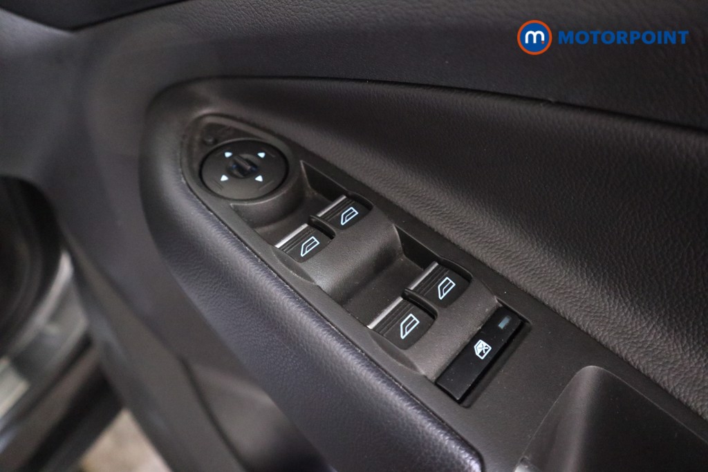 Ford Kuga St-Line Manual Petrol SUV - Stock Number (1619269) - 15th supplementary image