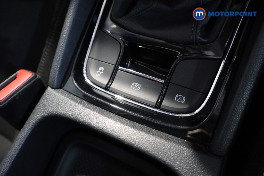 Skoda Karoq SE Manual Petrol SUV - Stock Number (1619379) - 9th supplementary image