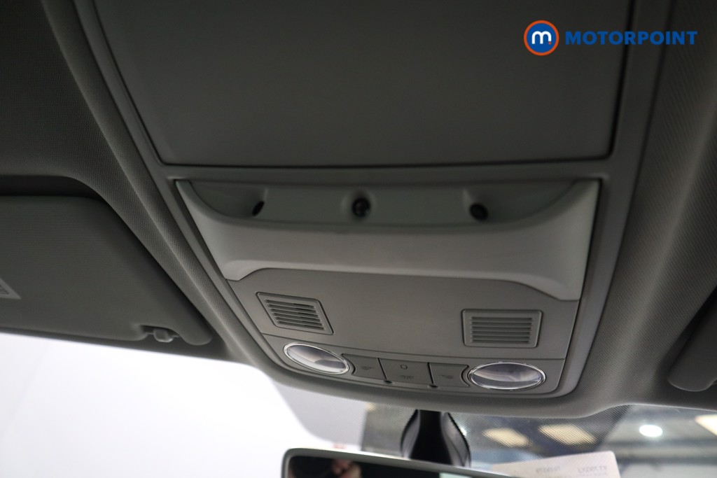 Skoda Karoq SE Manual Petrol SUV - Stock Number (1619379) - 11th supplementary image