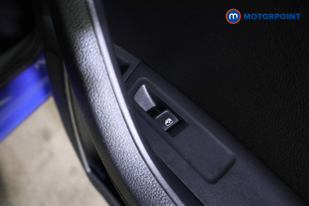 Skoda Karoq SE Manual Petrol SUV - Stock Number (1619379) - 19th supplementary image