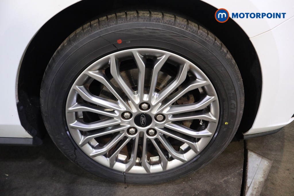 Ford Focus Titanium X Automatic Petrol Estate - Stock Number (1619756) - 25th supplementary image