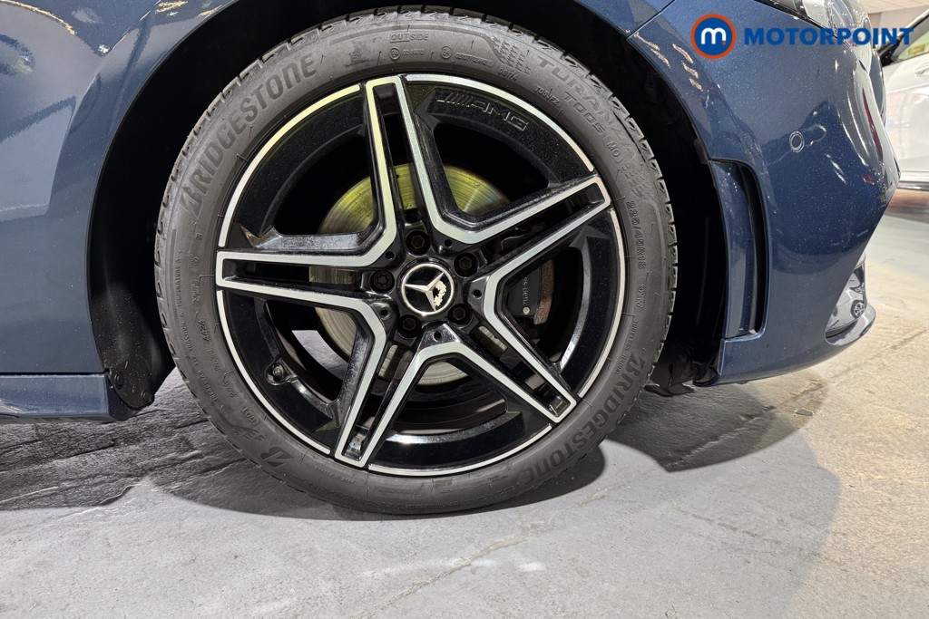 Mercedes-Benz A Class Amg Line Executive Edition Automatic Petrol Hatchback - Stock Number (1620288) - 4th supplementary image