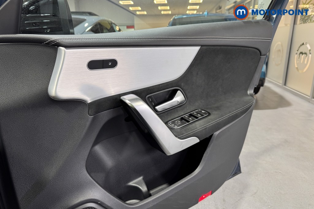 Mercedes-Benz A Class Amg Line Executive Edition Automatic Petrol Hatchback - Stock Number (1620288) - 7th supplementary image