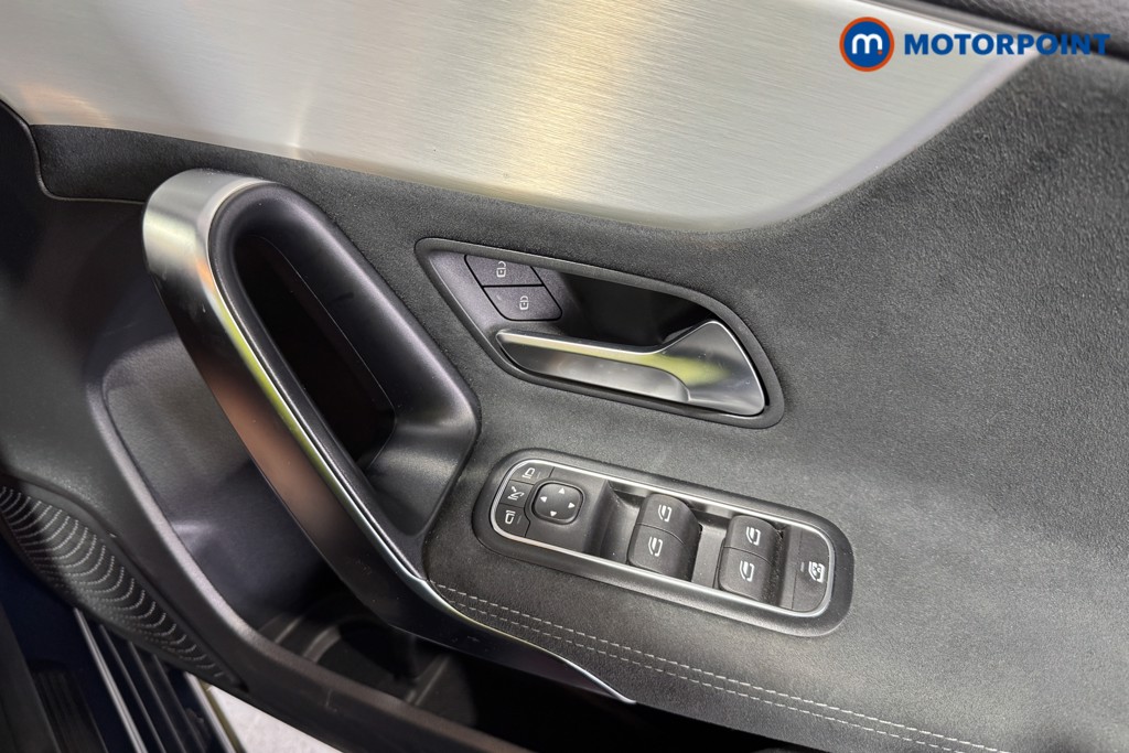 Mercedes-Benz A Class Amg Line Executive Edition Automatic Petrol Hatchback - Stock Number (1620288) - 8th supplementary image