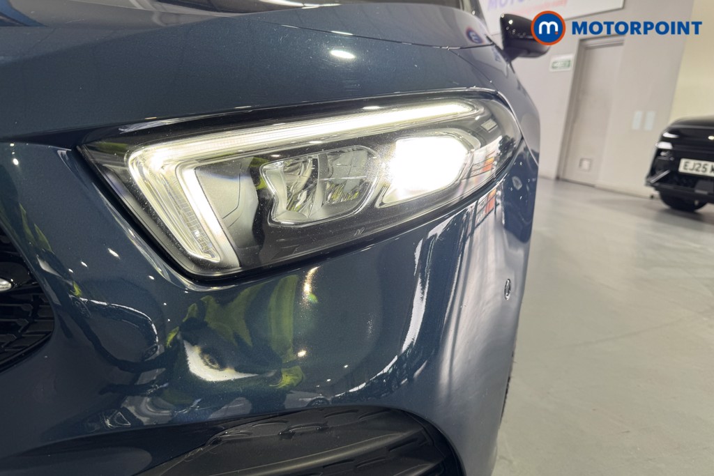 Mercedes-Benz A Class Amg Line Executive Edition Automatic Petrol Hatchback - Stock Number (1620288) - 27th supplementary image