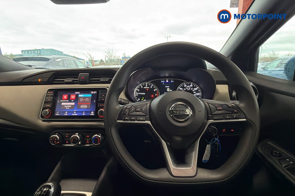 Nissan Micra Acenta Manual Petrol Hatchback - Stock Number (1620382) - 5th supplementary image