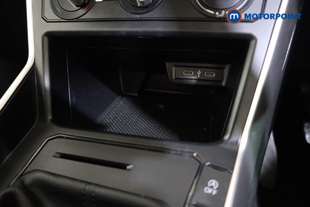 Volkswagen Polo Life Manual Petrol Hatchback - Stock Number (1620803) - 8th supplementary image