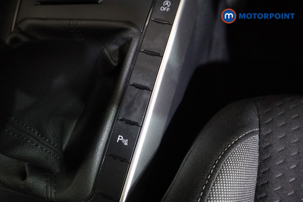 Volkswagen Polo Life Manual Petrol Hatchback - Stock Number (1620803) - 9th supplementary image