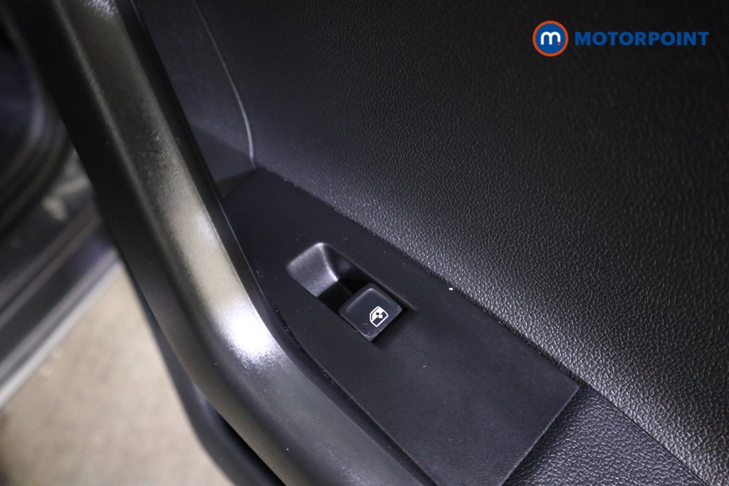 Volkswagen Polo Life Manual Petrol Hatchback - Stock Number (1620803) - 20th supplementary image