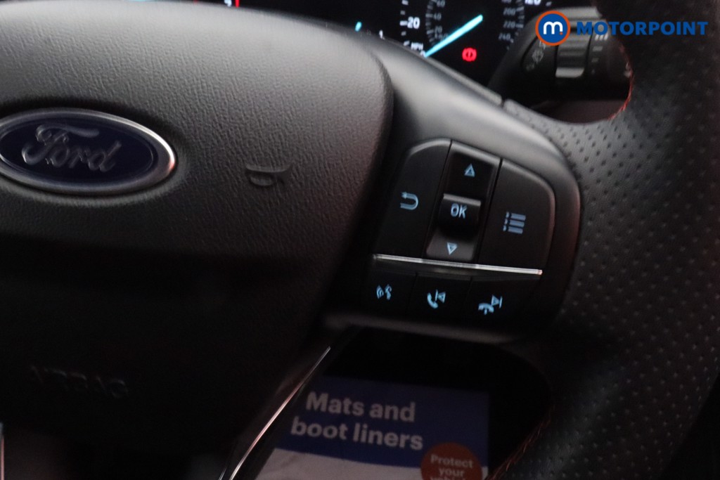 Ford Focus St-Line Style Manual Petrol Hatchback - Stock Number (1621062) - 4th supplementary image