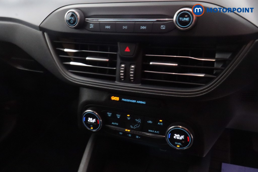 Ford Focus St-Line Style Manual Petrol Hatchback - Stock Number (1621062) - 8th supplementary image