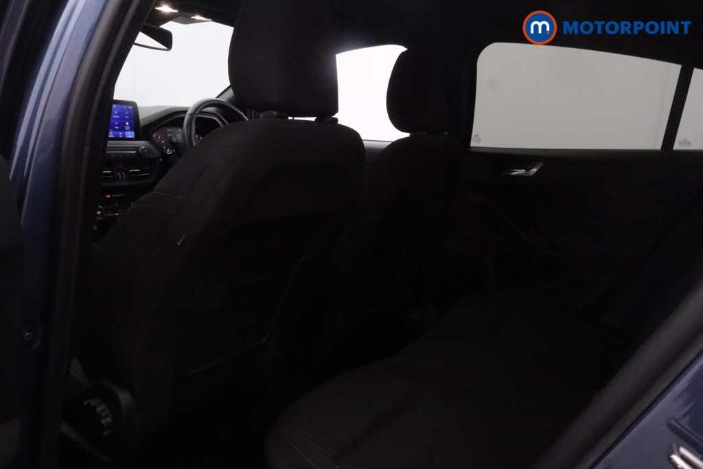 Ford Focus St-Line Style Manual Petrol Hatchback - Stock Number (1621062) - 15th supplementary image