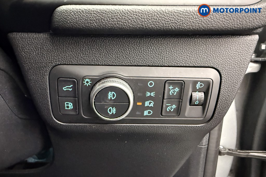 Ford Kuga St-Line X Edition Automatic Petrol Plug-In Hybrid SUV - Stock Number (1621195) - 9th supplementary image