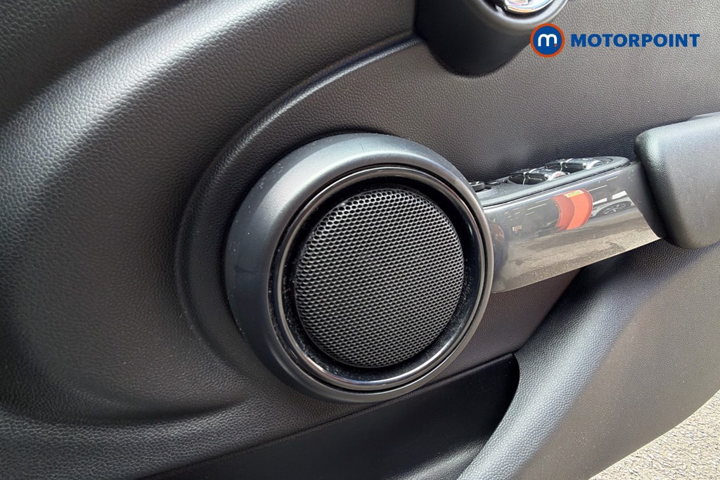 Mini Hatchback Cooper Classic Manual Petrol Hatchback - Stock Number (1621855) - 21st supplementary image