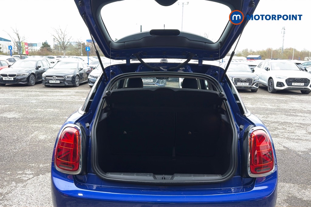 Mini Hatchback Cooper Classic Manual Petrol Hatchback - Stock Number (1621855) - 33rd supplementary image