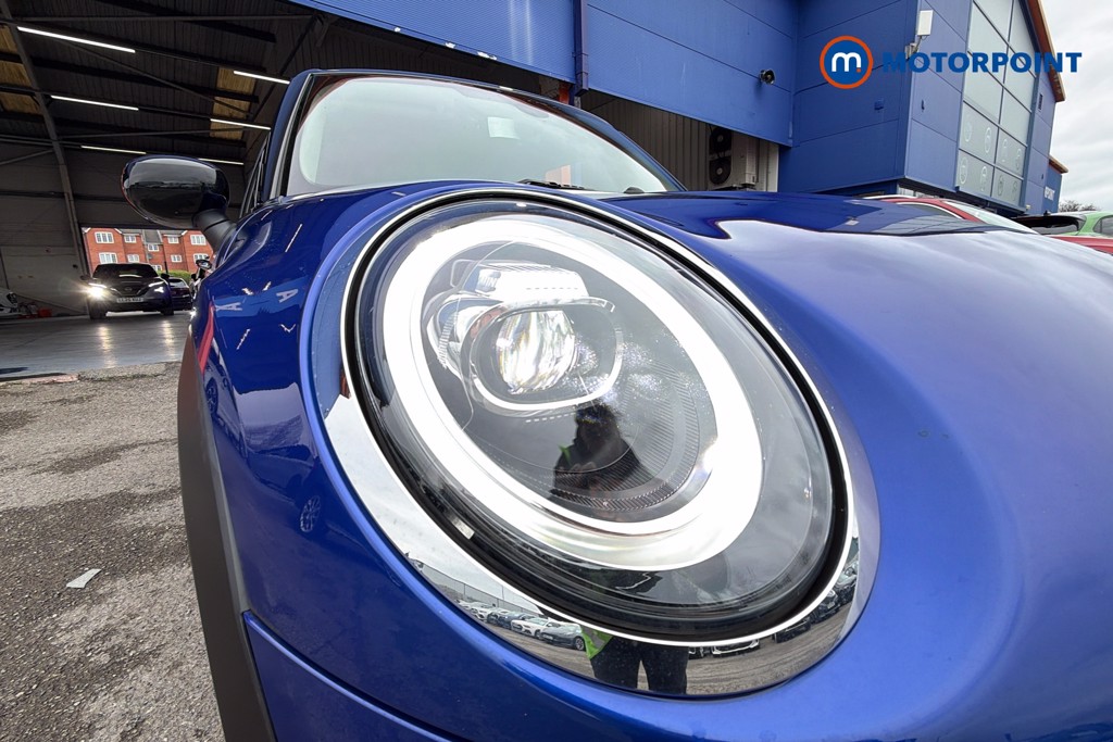 Mini Hatchback Cooper Classic Manual Petrol Hatchback - Stock Number (1621855) - 44th supplementary image