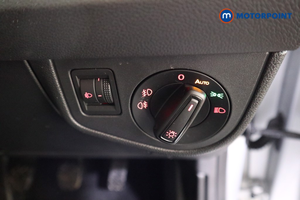 Volkswagen Polo Match Manual Petrol Hatchback - Stock Number (1622030) - 13th supplementary image