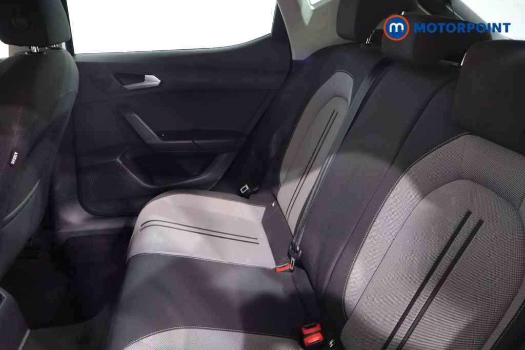 Seat Leon Se Dynamic Manual Petrol Hatchback - Stock Number (1622353) - 5th supplementary image