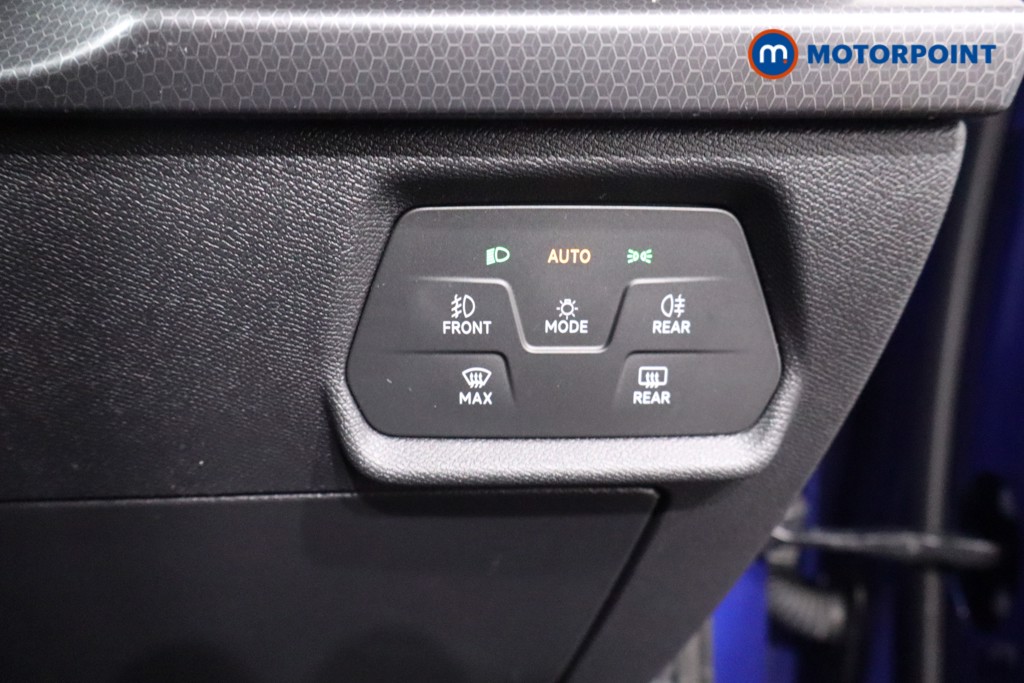 Seat Leon Se Dynamic Manual Petrol Hatchback - Stock Number (1622353) - 18th supplementary image