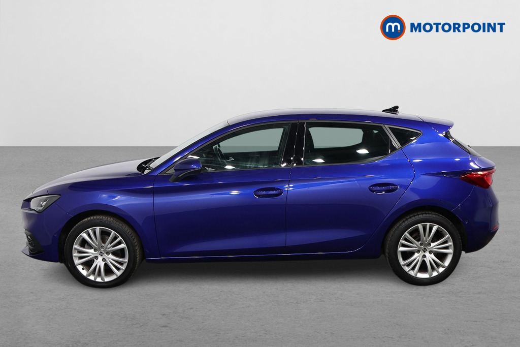 Seat Leon Se Dynamic Manual Petrol Hatchback - Stock Number (1622353) - Passenger side