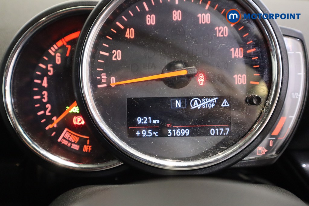 Mini Clubman Cooper Manual Petrol Estate - Stock Number (1622364) - 4th supplementary image