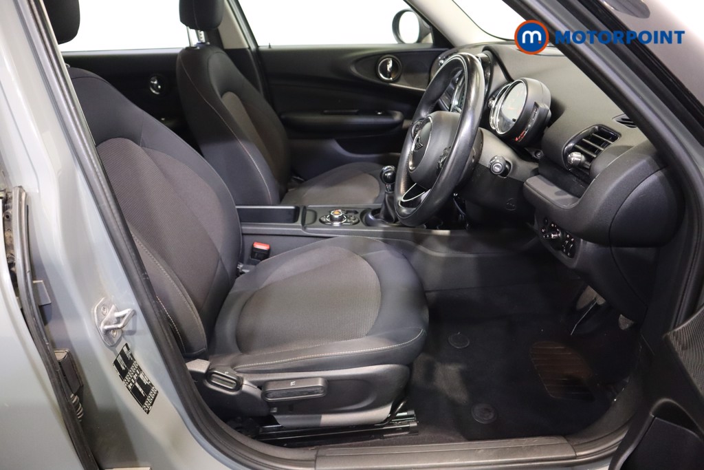 Mini Clubman Cooper Manual Petrol Estate - Stock Number (1622364) - 6th supplementary image