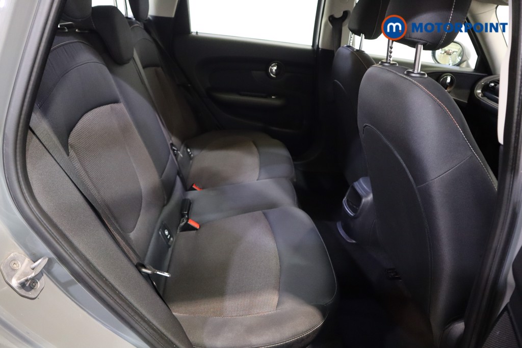 Mini Clubman Cooper Manual Petrol Estate - Stock Number (1622364) - 7th supplementary image