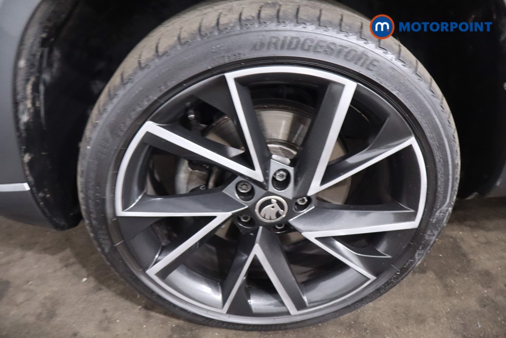 Skoda Karoq Sportline Manual Petrol SUV - Stock Number (1622541) - 11th supplementary image