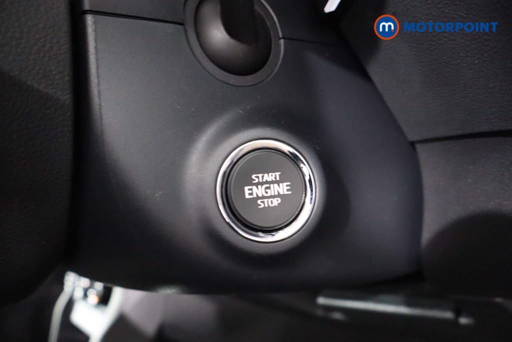 Skoda Karoq Sportline Manual Petrol SUV - Stock Number (1622541) - 18th supplementary image