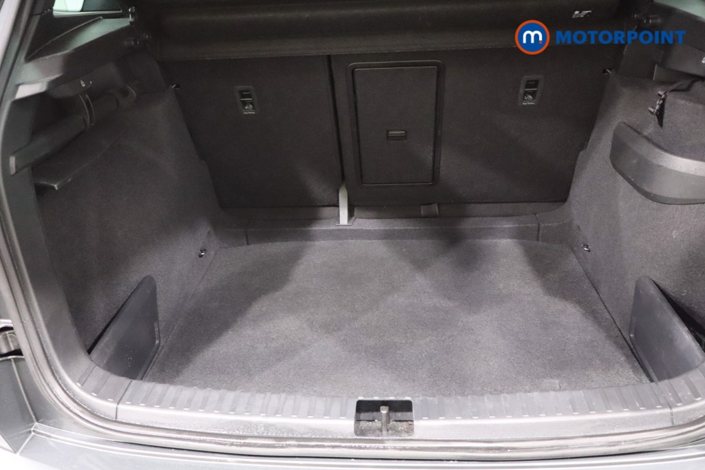 Skoda Karoq Sportline Manual Petrol SUV - Stock Number (1622541) - 45th supplementary image