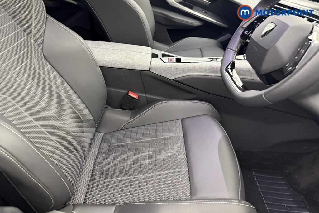 Peugeot 3008 GT Automatic Petrol SUV - Stock Number (1622639) - 13th supplementary image