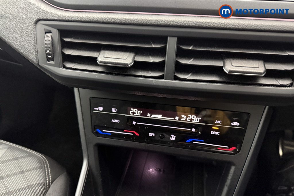 Volkswagen Taigo R-Line Manual Petrol SUV - Stock Number (1622708) - 4th supplementary image