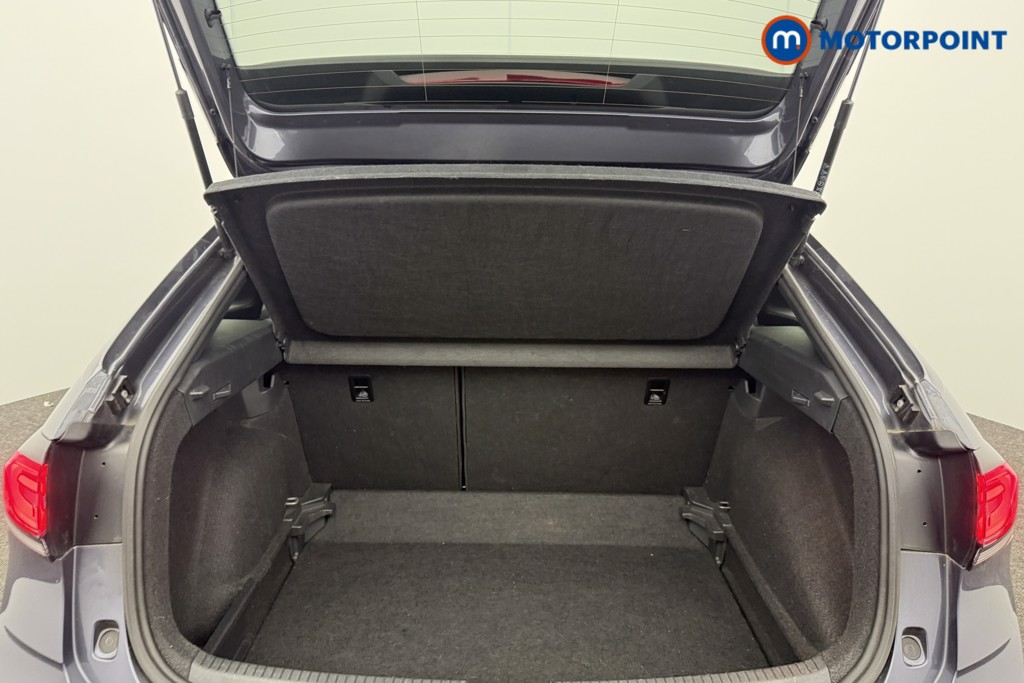 Volkswagen Taigo R-Line Manual Petrol SUV - Stock Number (1622708) - 13th supplementary image