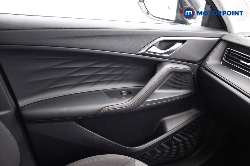 Mg Motor Uk HS SE Automatic Petrol-Electric Hybrid SUV - Stock Number (1622927) - 10th supplementary image