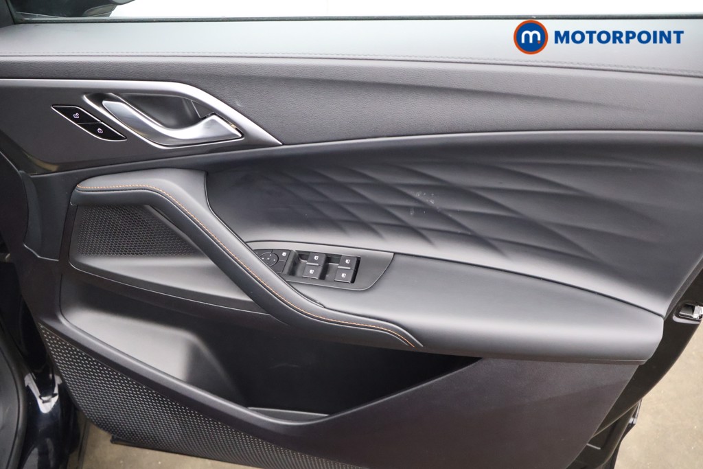 Mg Motor Uk HS SE Automatic Petrol-Electric Hybrid SUV - Stock Number (1622927) - 11th supplementary image