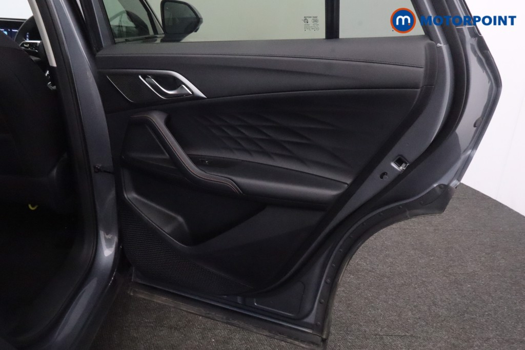 Mg Motor Uk HS SE Automatic Petrol-Electric Hybrid SUV - Stock Number (1623034) - 16th supplementary image