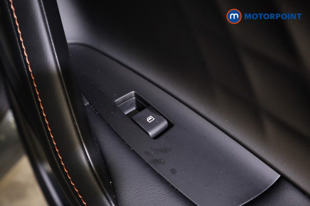 Mg Motor Uk HS SE Automatic Petrol-Electric Hybrid SUV - Stock Number (1623042) - 19th supplementary image