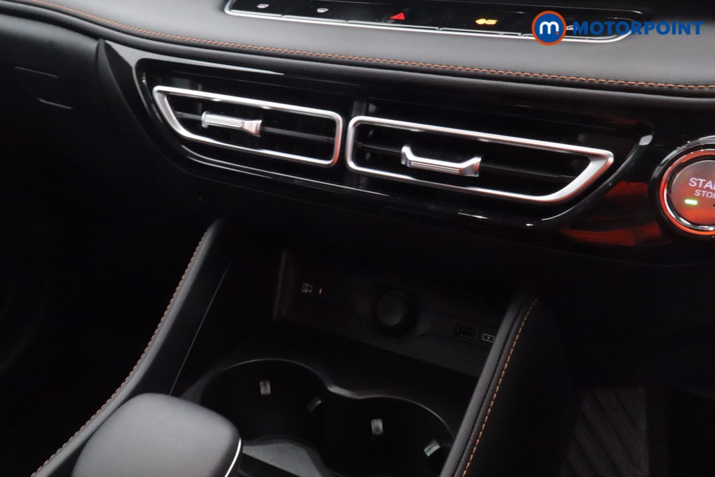 Mg Motor Uk HS SE Automatic Petrol-Electric Hybrid SUV - Stock Number (1623071) - 7th supplementary image