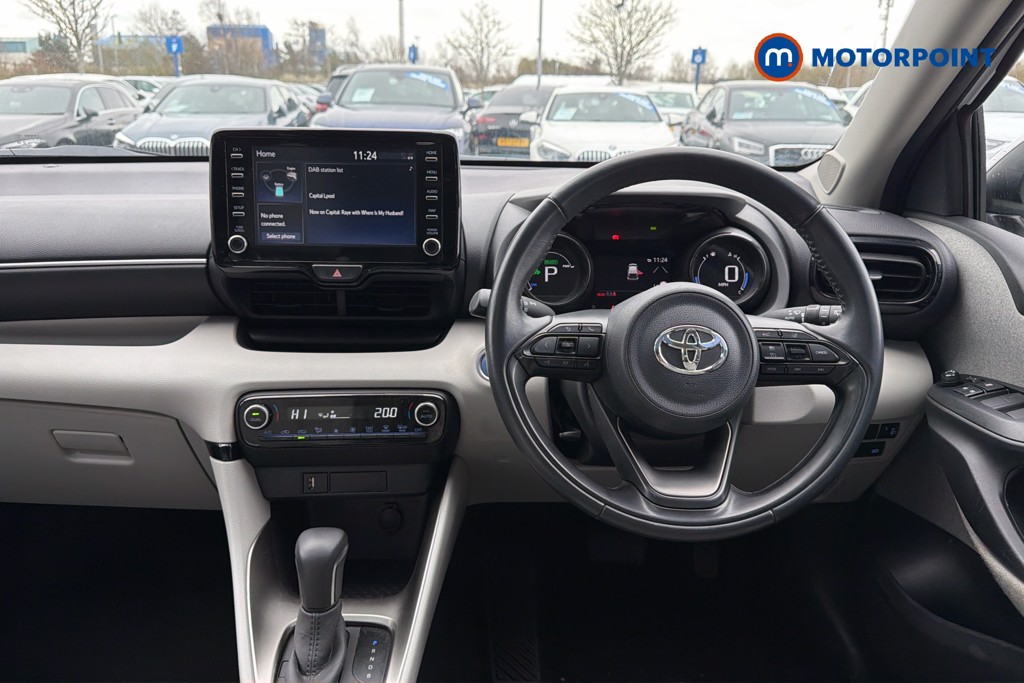 Toyota Yaris Excel Automatic Petrol-Electric Hybrid Hatchback - Stock Number (1623574) - 2nd supplementary image