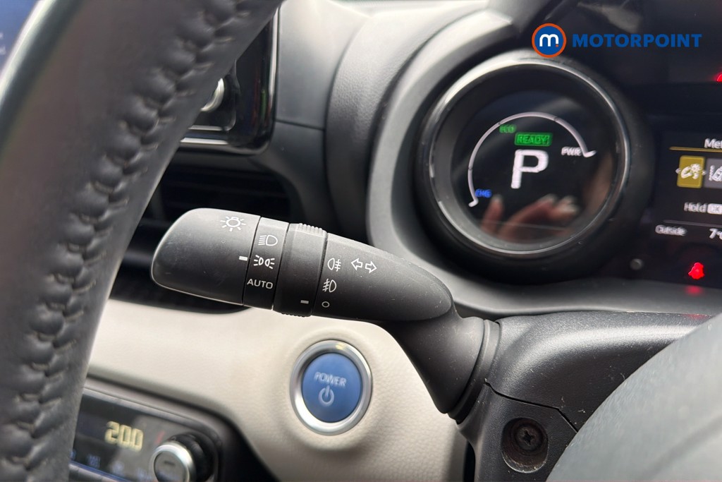 Toyota Yaris Excel Automatic Petrol-Electric Hybrid Hatchback - Stock Number (1623574) - 6th supplementary image